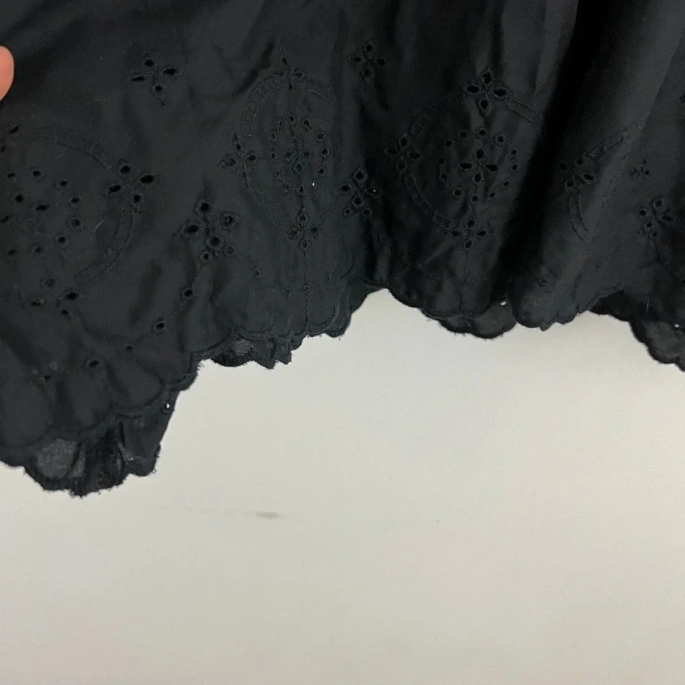 Old Navy Eyelet‎ Blouse Womens XXL Black Puff Sleeve Scallop Hem 656431-03-1